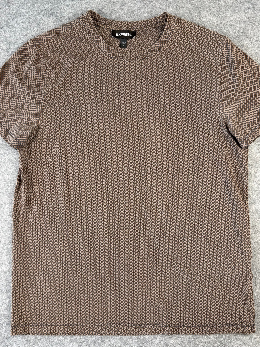 Express Brown Geometric Print T‑Shirt Men’s Small S Crew Neck – Flawed